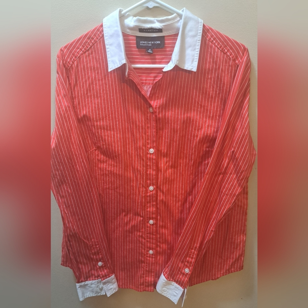 Jones New York Red Striped Women's Shirt With White Collar And Wrists